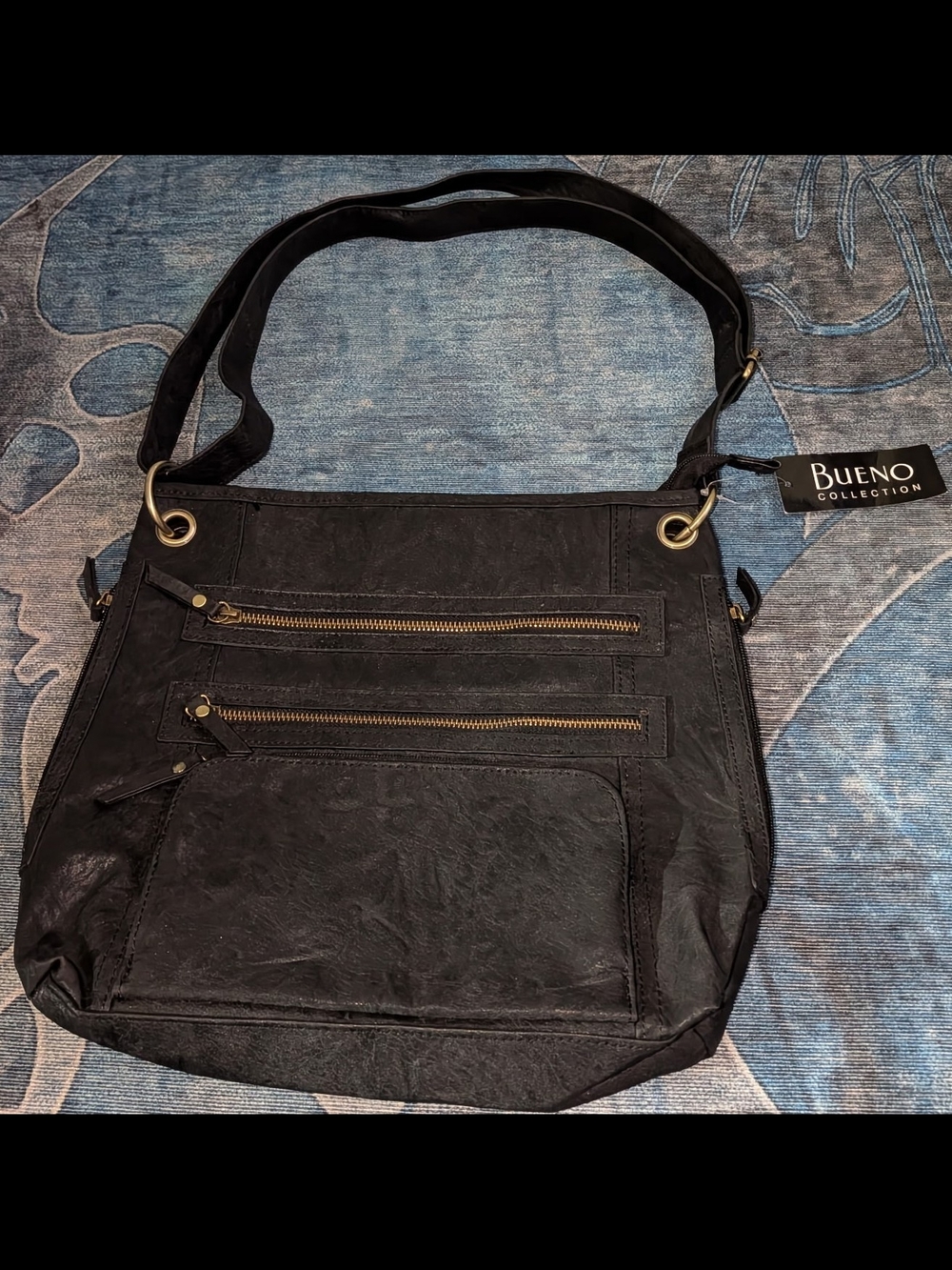 Bueno Black Shoulder Bag with Front Zip Pockets
